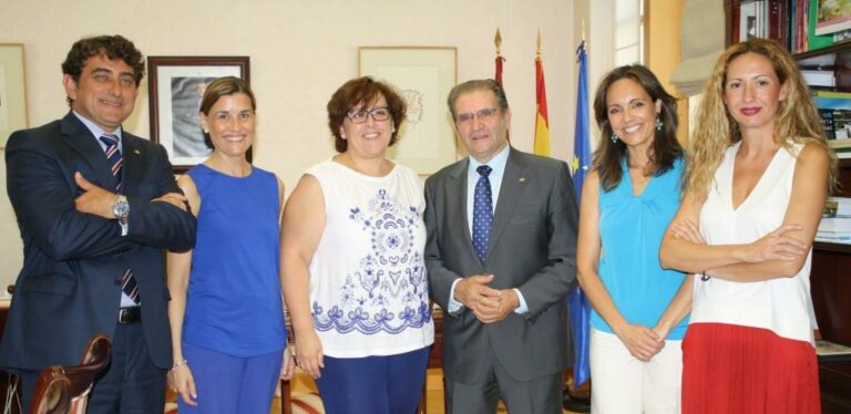 Caja Rural CLM traslada a la nueva delegada de la Junta en Ciudad Real su respaldo y apoyo