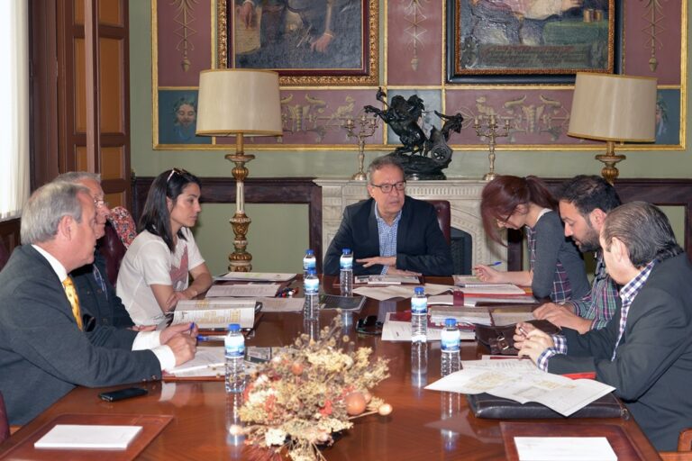 RSU y Ecovidrio vuelven a colaborar con FENAVIN para la recuperación de envases
