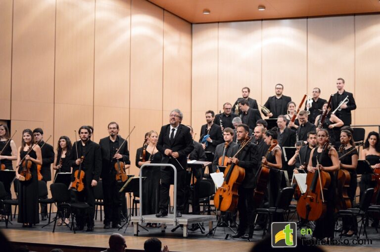 La Orquesta Sinfónica Verum revoluciona el Municipal de Tomelloso