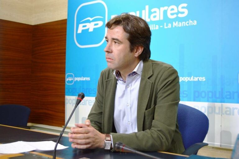 Robisco: “Page está firmando la sentencia de muerte de Elcogas”