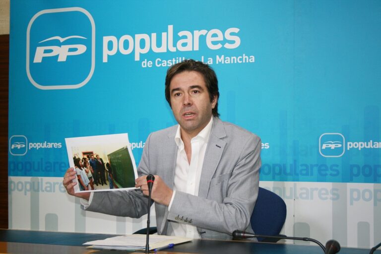 El PP denuncia “el uso partidista de los escolares por parte de Page”