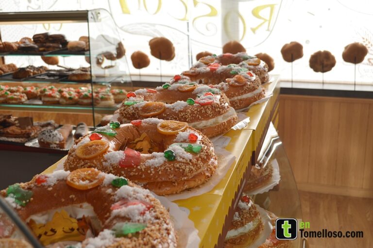 Panaderos Artesanos J. Sánchez, el Roscón de Reyes más tradicional y artesano