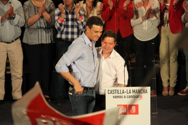 Pedro Sánchez promete aumentar 200.000 plazas la oferta de FP en una legislatura
