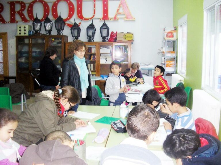 238 niños participan en los talleres de apoyo escolar de Cáritas en toda la diócesis