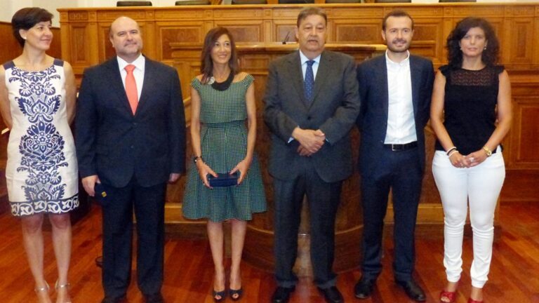 Este lunes han tomado posesión como diputados regionales Pilar Callado, Fausto Marín y José Luis Escudero