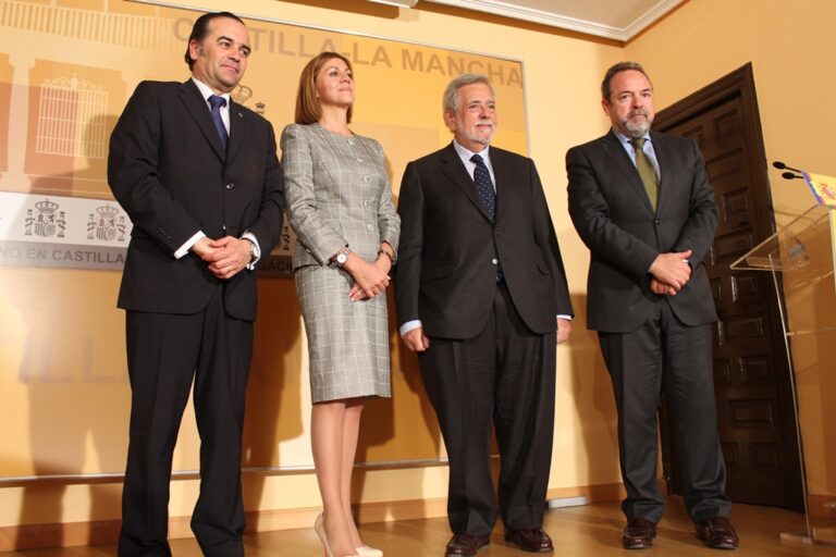 El delegado del Gobierno se compromete al “diálogo permanente con todas las administraciones”