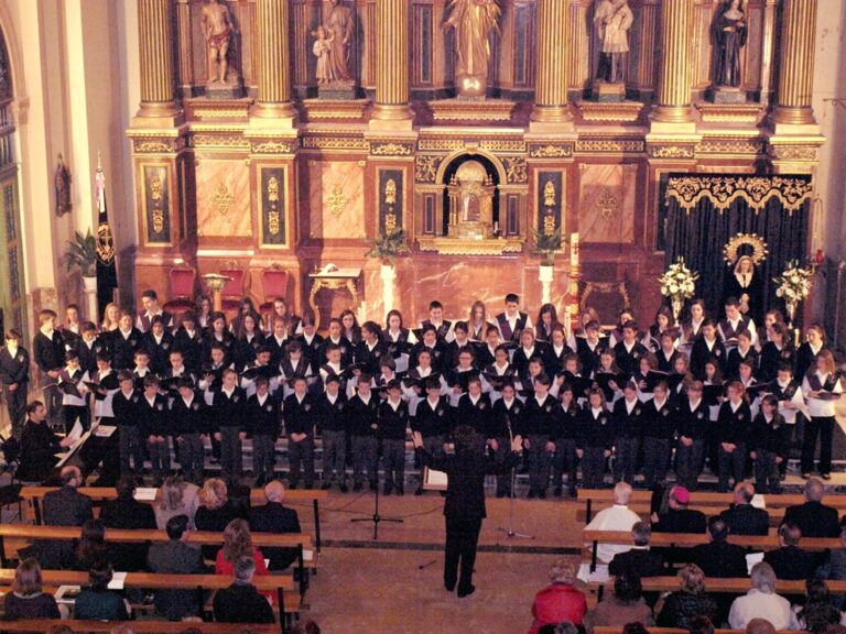 La Fundación Globalcaja Cuenca colabora con diversas hermandades de la semana santa conquense