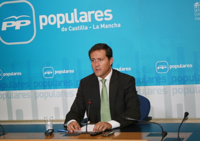 Velázquez lamenta que Page “no tenga ni un euro para Elcogas y sí tenga dinero para poner en RTVCM”