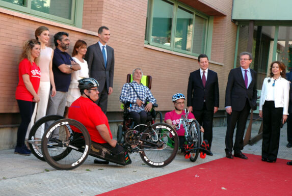 Los reyes conocen el trabajo de la UCLM en beneficio de personas con discapacidad