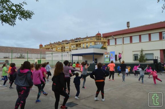 El San Isidro vive una mañana de deporte y convivencia a beneficio del Tourette