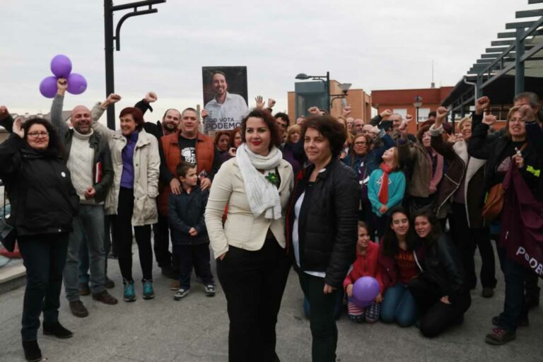 Gloria Elizo, Cecilia Redondo y José García Molina protagonizan un acto de campaña en la localidad toledana de Seseña