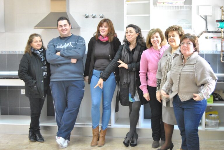 476 mujeres participan en los cursos de actuación comunitaria