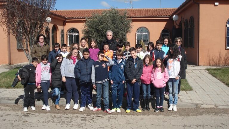 La Agenda 21 lleva a los escolares de Tomelloso a la planta de Comsermancha