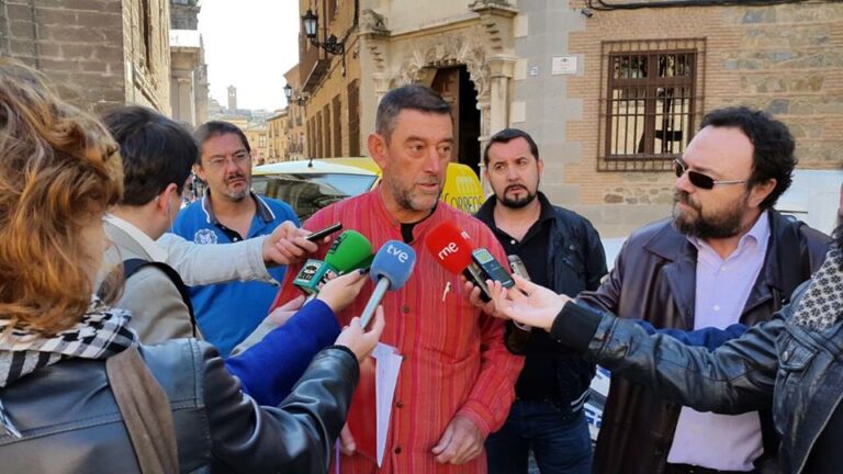 Ganemos propone revocar al presidente de la Junta si no cumple lo prometido