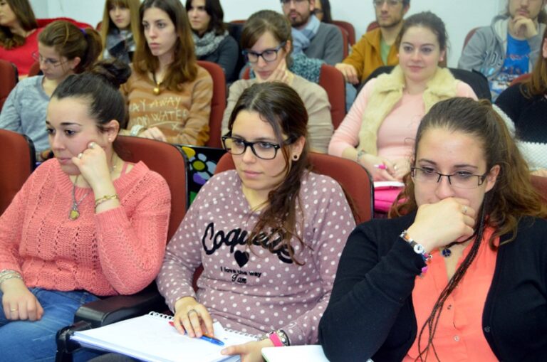 UCLM: Unas jornadas informan a los alumnos de Letras de las salidas laborales que les ofrece el sector privado