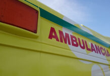 Un fallecido y un herido en una colisión de dos turismos en La Roda