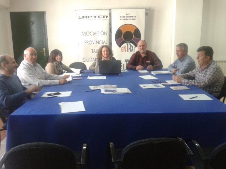 Gran actividad de APTCR en defensa y proyección de sector del taxi