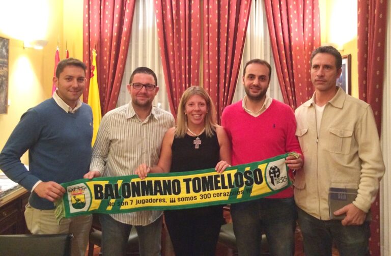 El Ayuntamiento atenderá las demandas del Club Balonmano Tomelloso