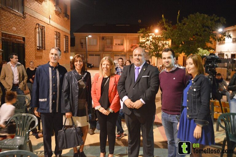 Con el pregón de Luis Miguel Avilés, comienzan las Fiestas del Barrio del Pilar de Tomelloso