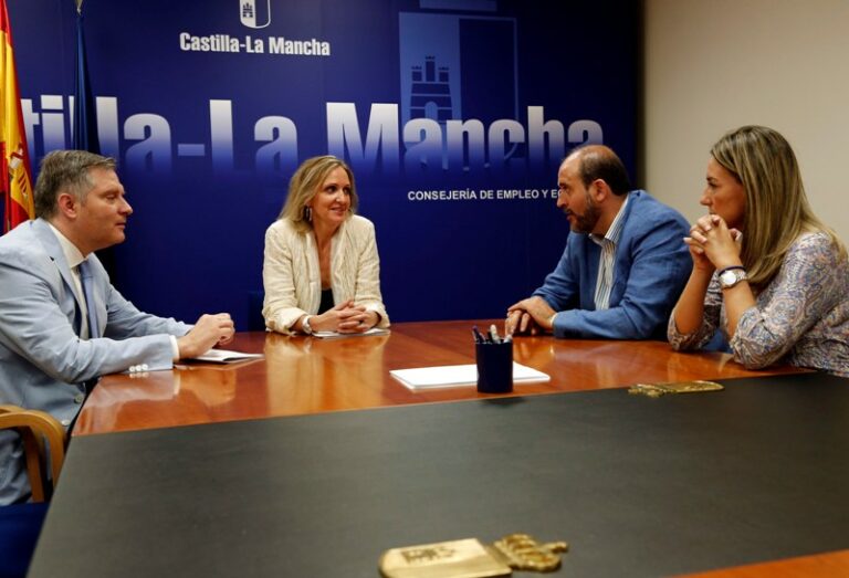 Casero: “No podemos volver a los mismos errores que nos han conducido a la situación actual”