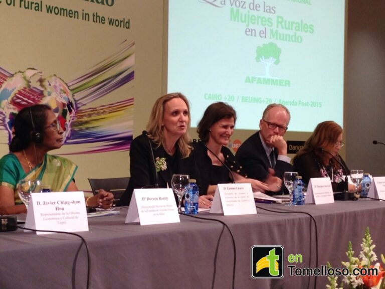 Casero participa en el Congreso Internacional “La Voz de las Mujeres Rurales en el Mundo”