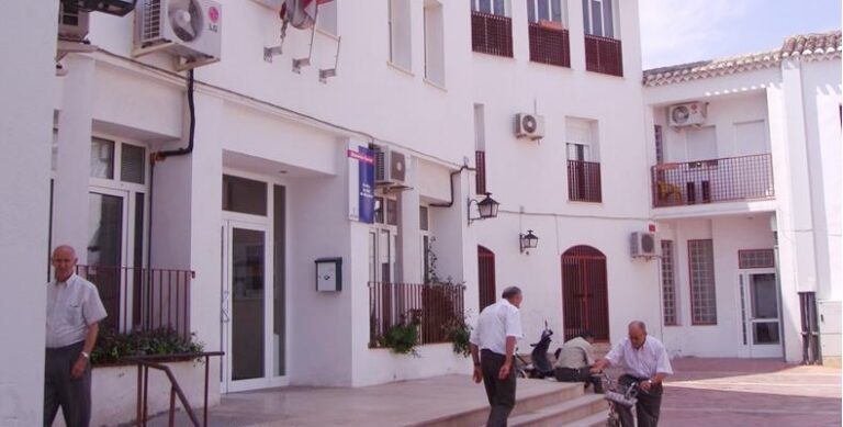 El Centro de Mayores de Tomelloso vuelve abrir por las tardes y los domingos