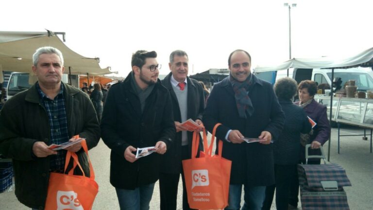 Ciudadanos (C’s) continúa presentando su programa electoral en Tomelloso y Valdepeñas