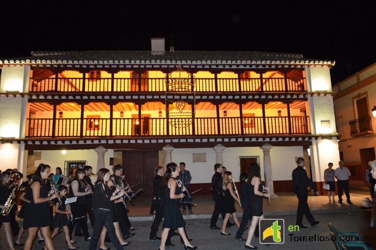 La Unión Musical Ciudad de Tomelloso estrenó el pasodoble “UMCT” en el Concierto de Feria