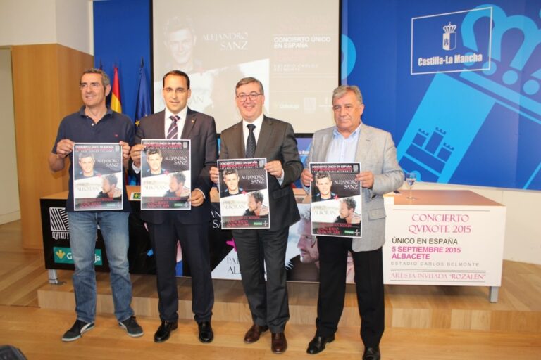Marín presentó el concierto de Alejandro Sanz y Pablo Alborán “un acontecimiento único para una conmemoración única”