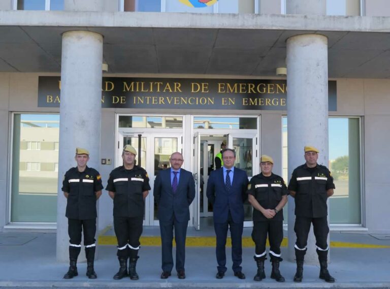La Junta y la UME fomentarán la colaboración para dar una respuesta más eficaz en las actuaciones de emergencia conjuntas