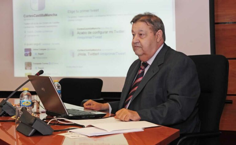 Las Cortes de Castilla-La Mancha estrenan cuentas en las redes sociales