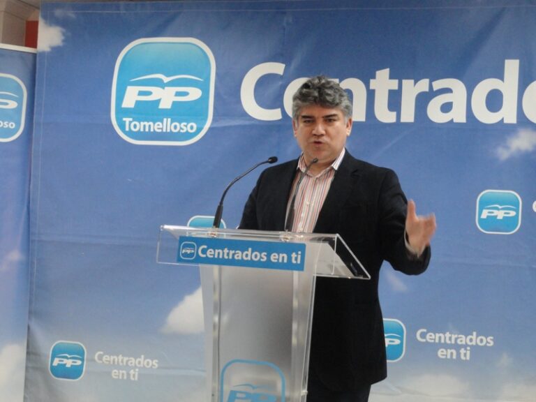 Cotillas lamenta que el PSOE “no entienda que el PP puede solucionar problemas que llevan 30 años pendientes”