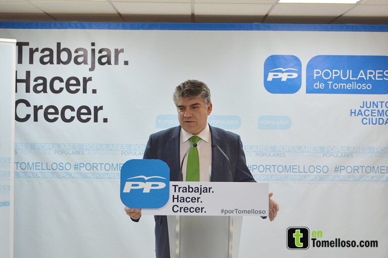 Cotillas: “Pedro Sánchez debería explicar por qué cuando gobierna el PSOE aumenta el paro y cuando lo hace el PP crece el empleo”