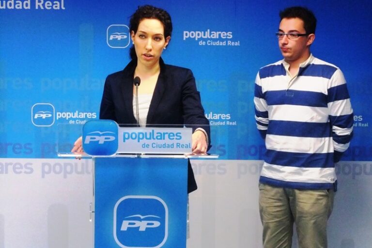 Molina: “No podemos entender que el PSOE se oponga a una medida que pretende reducir el fracaso escolar “