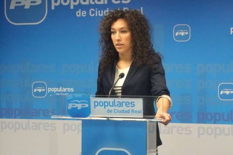 Molina: “La excelencia también se consigue apoyando a los alumnos que tienen dificultades”