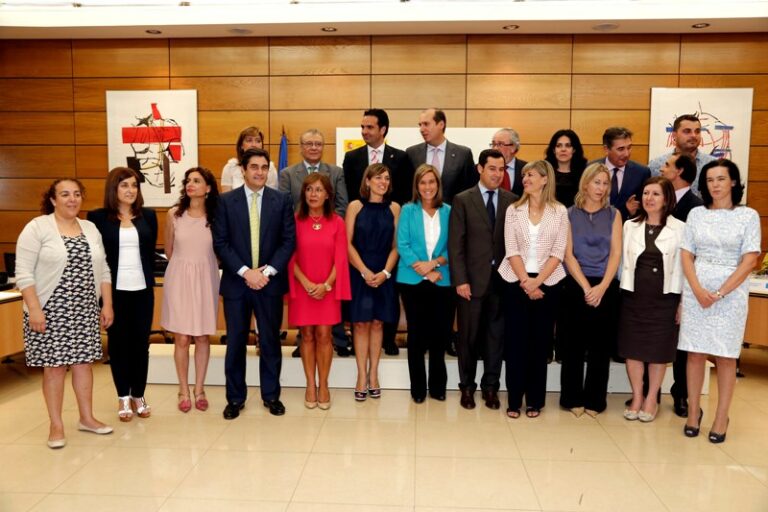 Echániz “Por primera vez, todos los ciudadanos de Castilla-La Mancha tendrán acceso a la ayuda a domicilio”