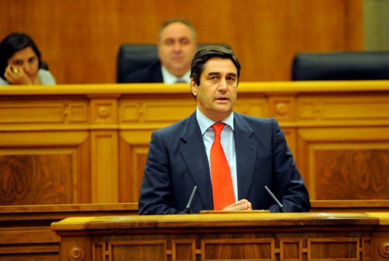 Echániz anuncia que el Gobierno regional destinará tres millones de euros adicionales para el Ingreso Mínimo de Solidaridad