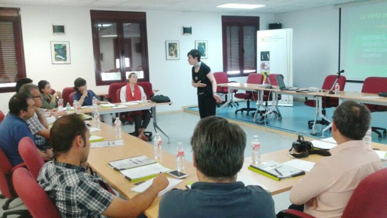 Cooperativas Agoralimentarias imparte en Tomelloso el curso “El reto de vender”