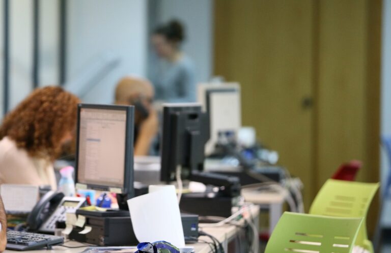 Los 66.942 empleados públicos de la Junta cobran el 26,23% de la paga extraordinaria