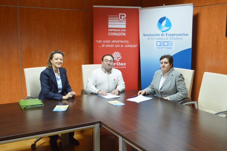 La Asociación de Empresarios de la Comarca de Tomelloso se adhiere al programa Empresas con corazón de Cáritas