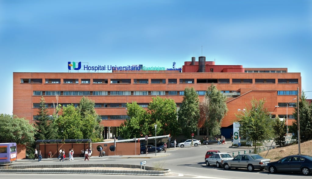 entrada_hospital_universitario_de_guadalajara