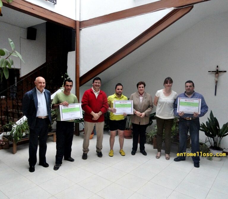 Cáritas entrega los diplomas del Curso en Habilidades de la Construcción