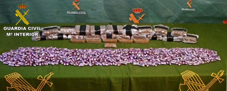 La Guardia Civil incauta más de 23 kilos de hachís en la autovía de Andalucía