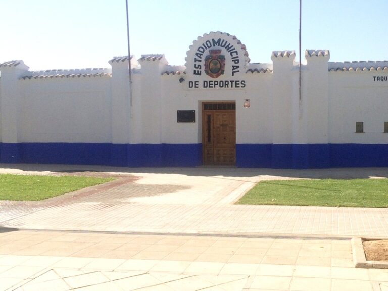 El Atlético Tomelloso sigue a la espera de conseguir la sede municipal