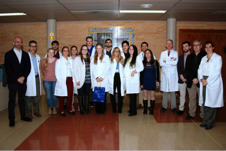 Estudiantes americanos conocen el modelo de sanidad pública en distintos hospitales de la región