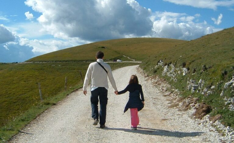 Los “Cheques familiares” del IRPF podrán solicitarse desde este lunes