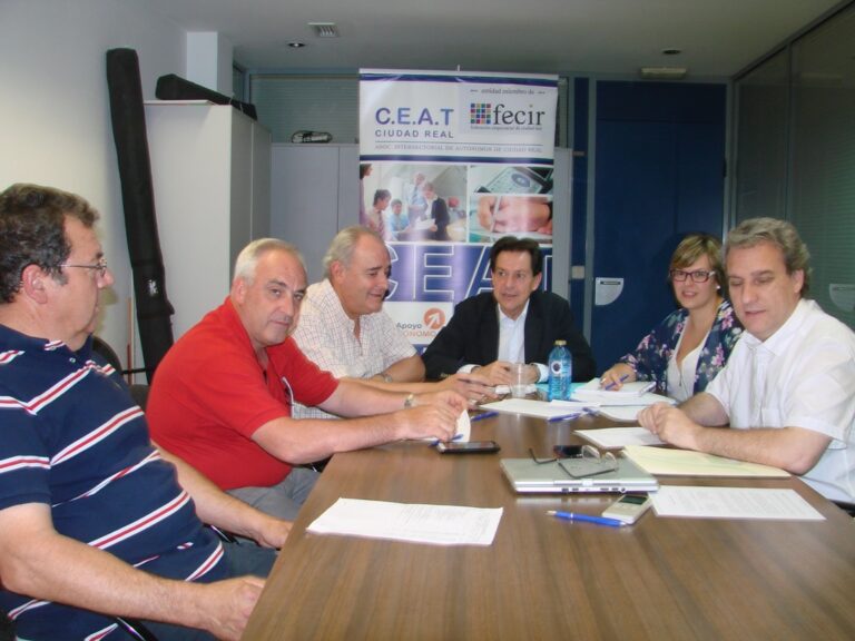 CEAT Ciudad Real analiza la situación del autónomo en la provincia