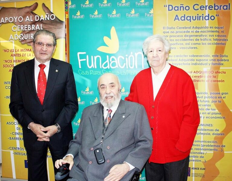 La Fundación Caja Rural Castilla-La Mancha premia a ADACE por su labor de integración