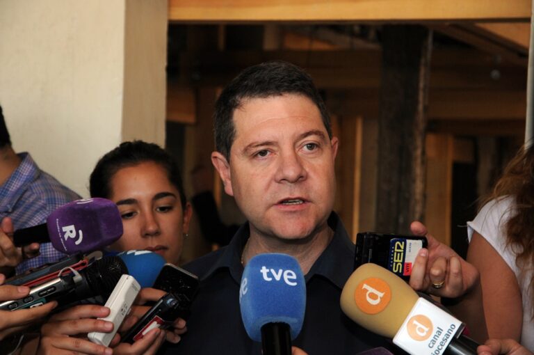 García-Page acusa de “pasotismo” a Cospedal ante el cierre de Elcogas