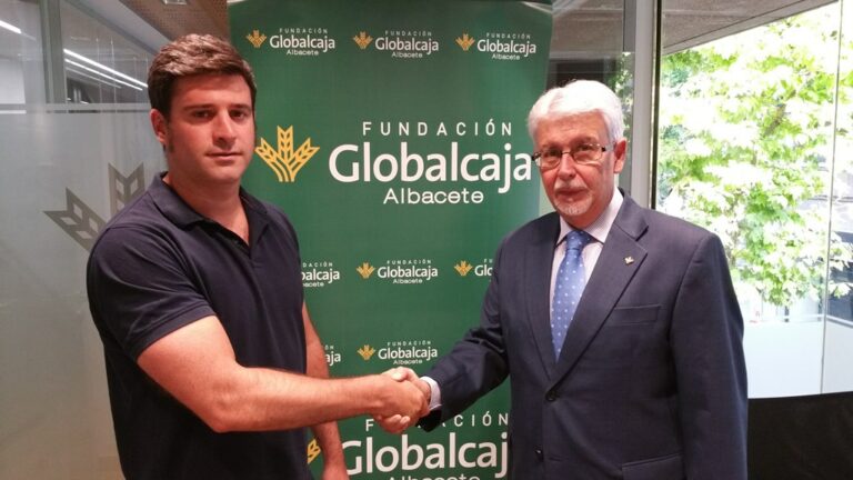 Renovado el convenio de la Fundacion Globalcaja Albacete con ALBACER para la promoción de las escuelas infantiles de fútbol